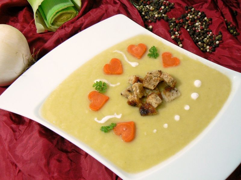 Krem z pora z grzankami