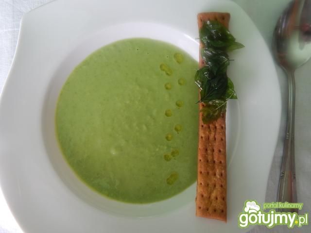 Krem z zielonego groszku 