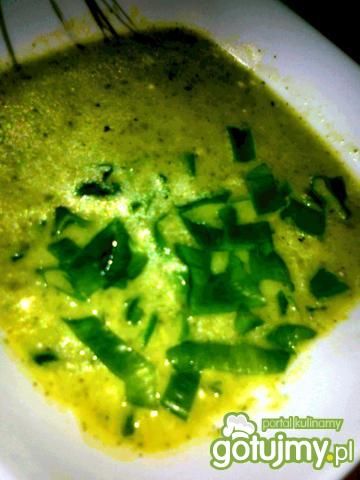 Krem z zielonej cebuli z serem Krem z zielonej cebuli z serem