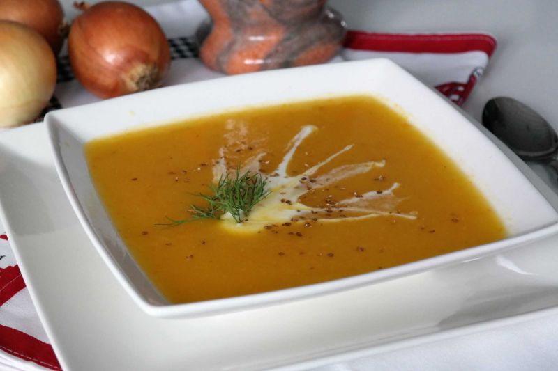 Krem ziemniaczano - cebulowy na ostro  Krem ziemniaczano - cebulowy na ostro