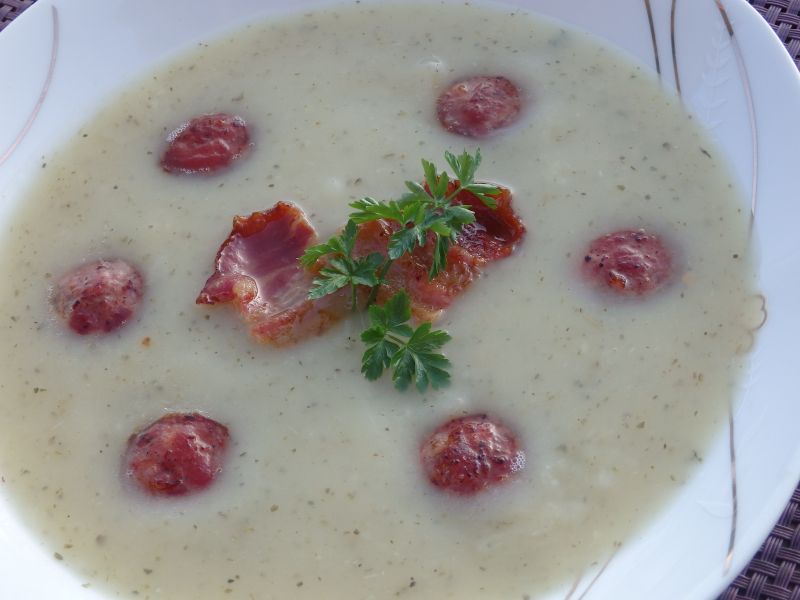 Krem ziemniaczany z majerankiem i tymiankiem