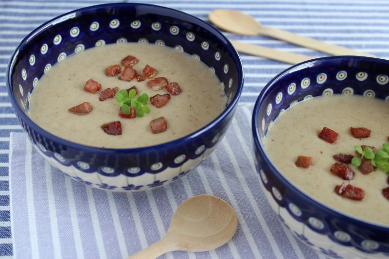 Kremowa zupa chlebowa