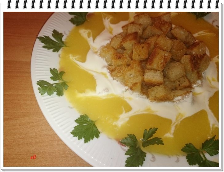 Kremowa zupa dyniowa Eli