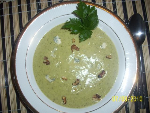 Kremowa zupa selerowa Kremowa zupa selerowa