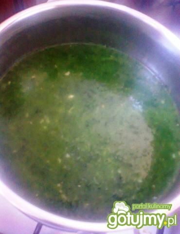 Kremowa zupa szpinakowa