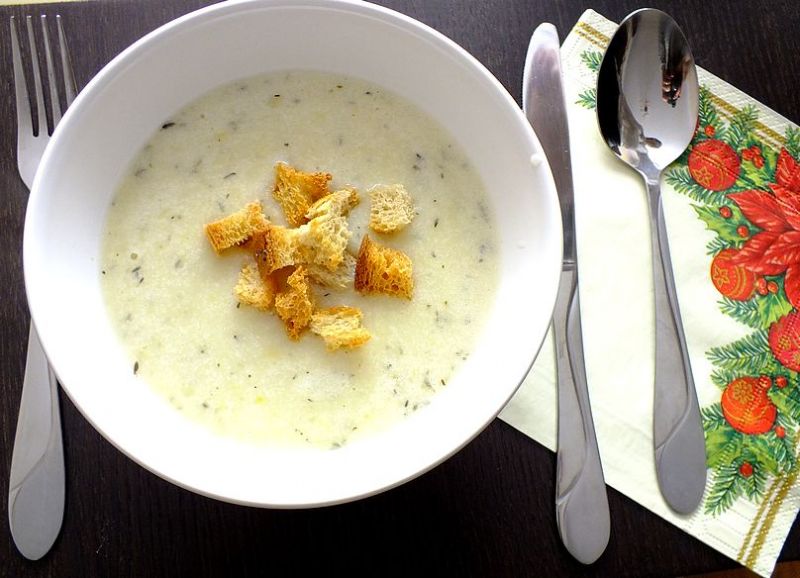 Kremowa zupa z czosnku
