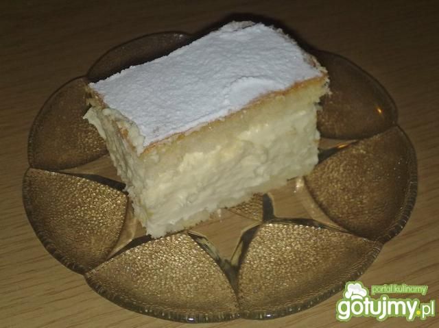 Kremówka na biszkopcie Kremówka na biszkopcie