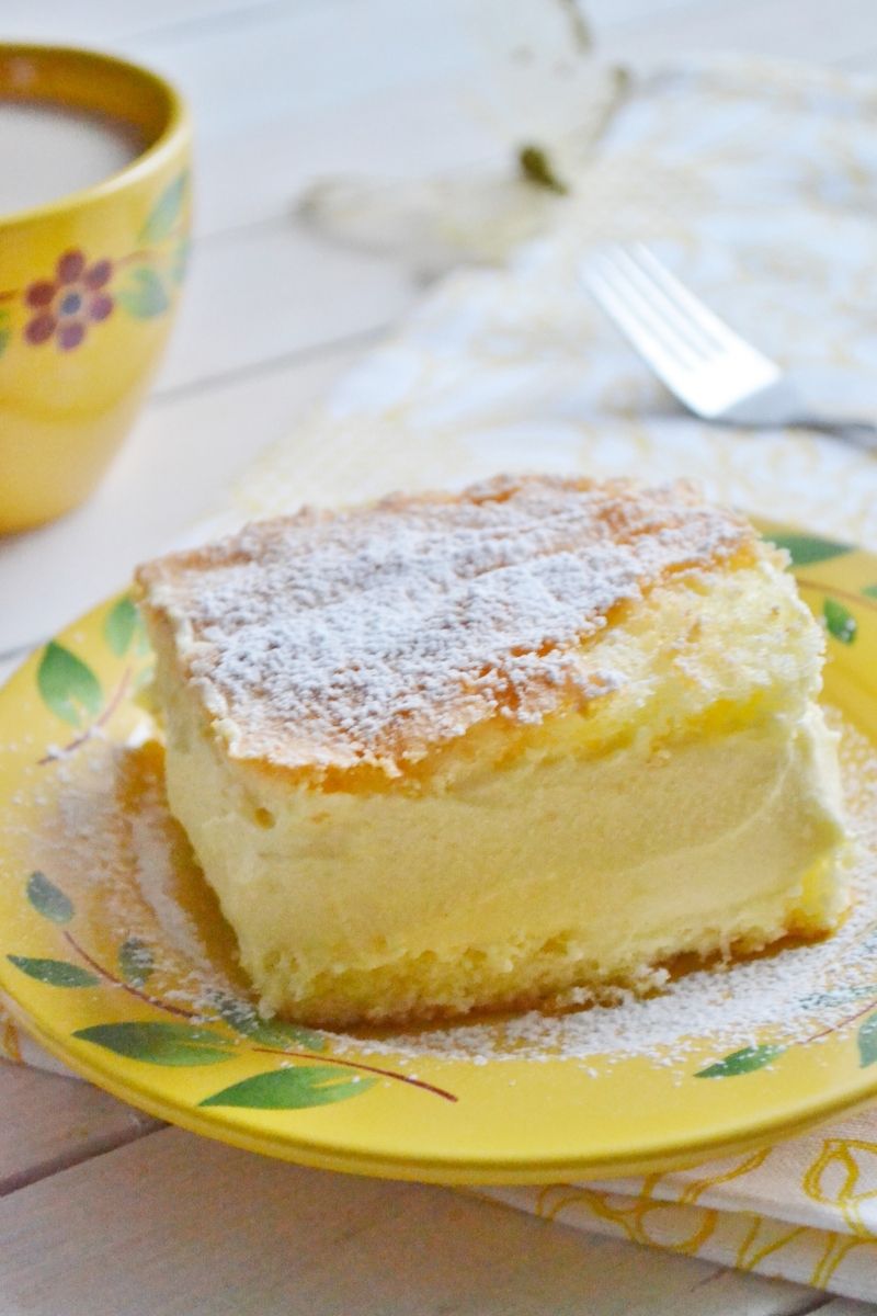 Kremówki na biszkopcie Kremówki na biszkopcie