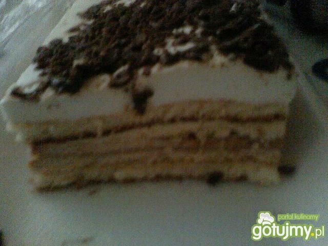 Kremowy przekładaniec