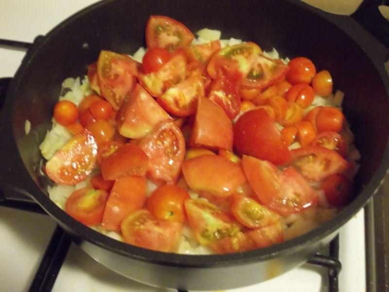 Kremowy sos pomidorowy