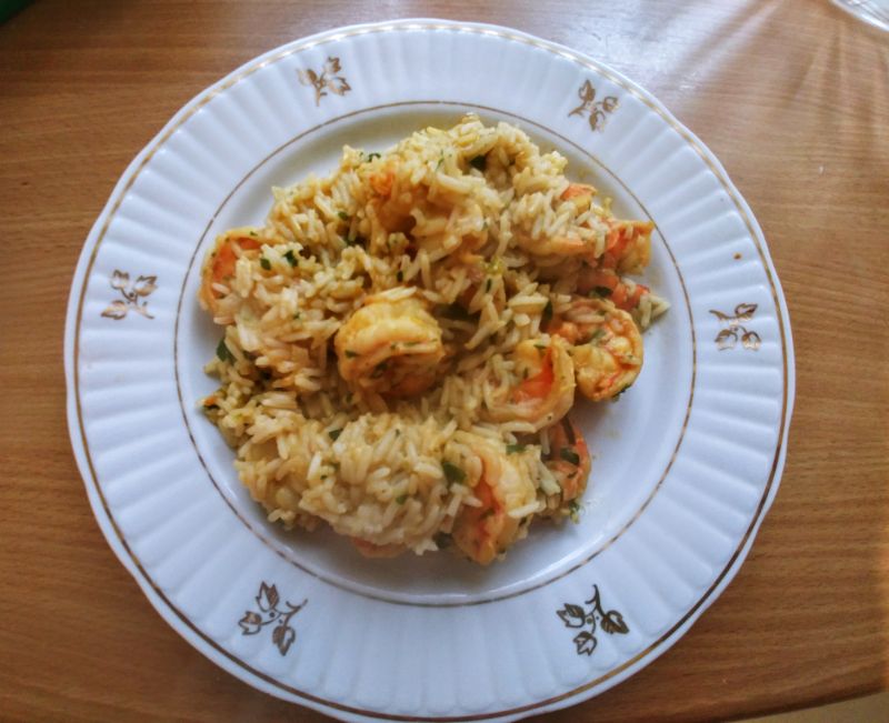 Krewetki w pikantnym sosie pomidorowym