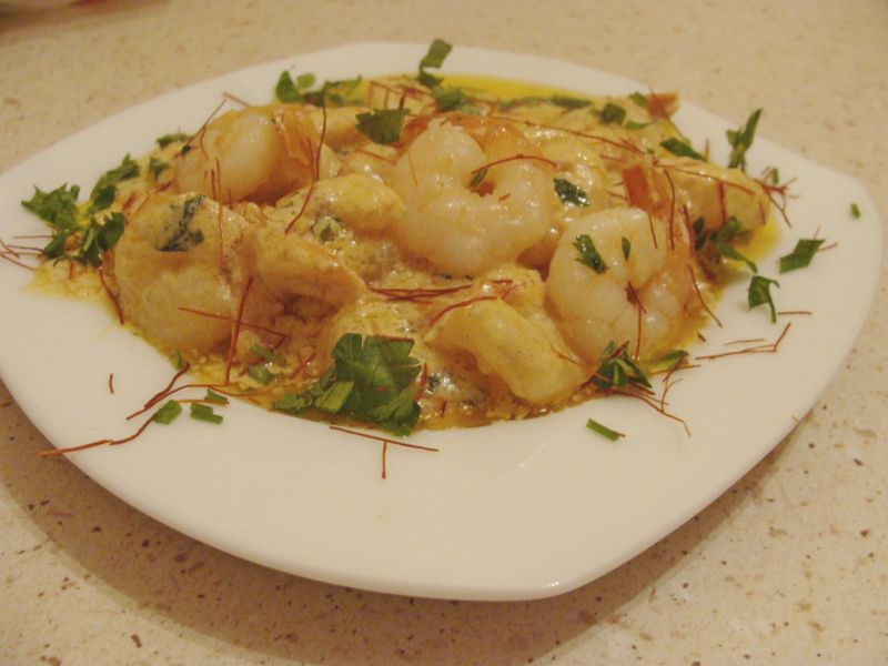 Krewetki w sosie z szafranem Krewetki w sosie z szafranem