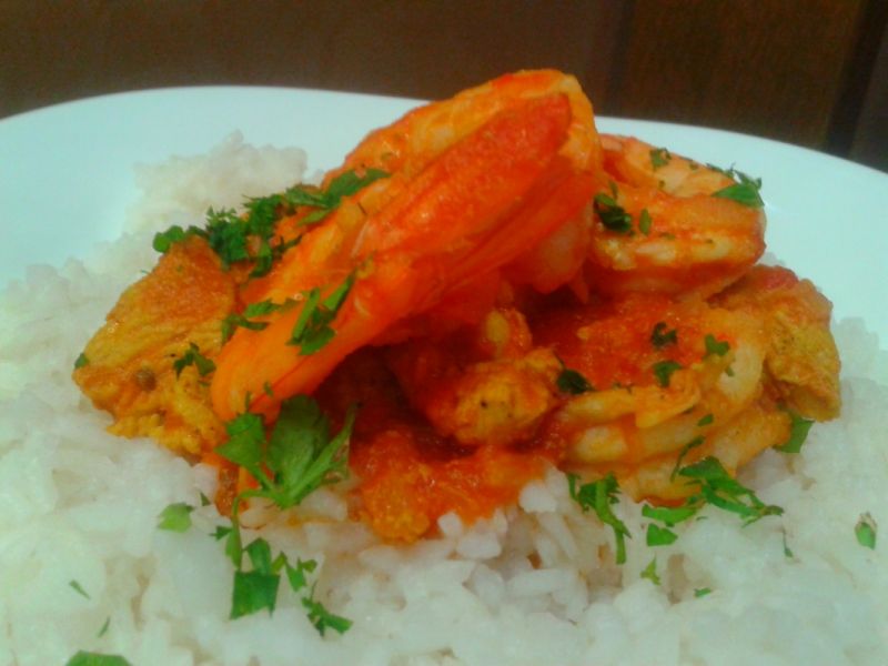 Krewetki z kurczakiem w  indyjskiej masali Krewetki z kurczakiem w  indyjskiej masali
