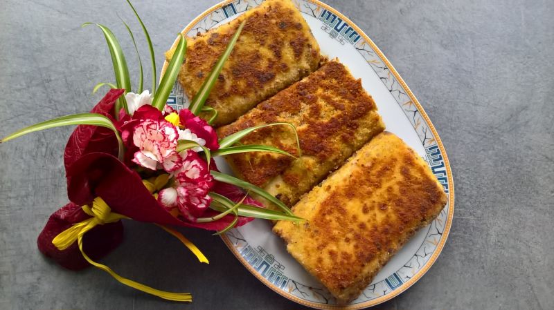 Krokiety z gotowanym mięsem i suszonymi grzybami Krokiety z gotowanym mięsem i suszonymi grzybami