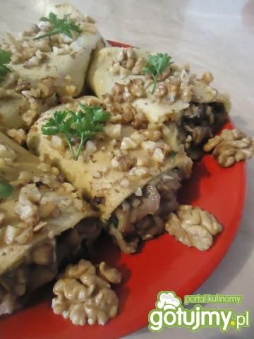 Krokiety z grzybami i orzechami