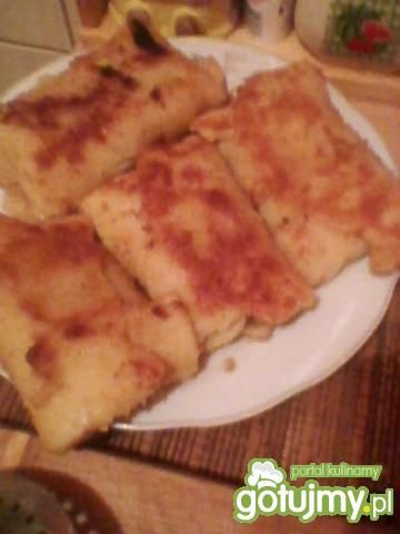 krokiety z grzybami i parówką