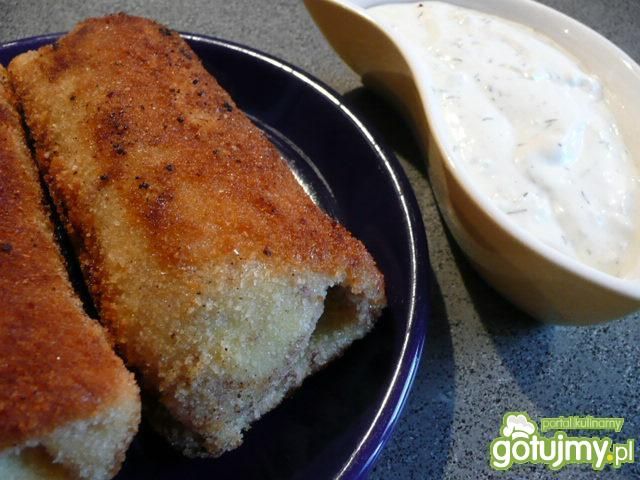 Krokiety z mięsem, warzywami i sosem Krokiety z mięsem, warzywami i sosem