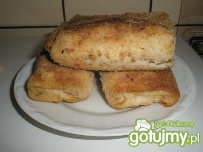 Krokiety z parówką, serem i ogórkiem Krokiety z parówką, serem i ogórkiem