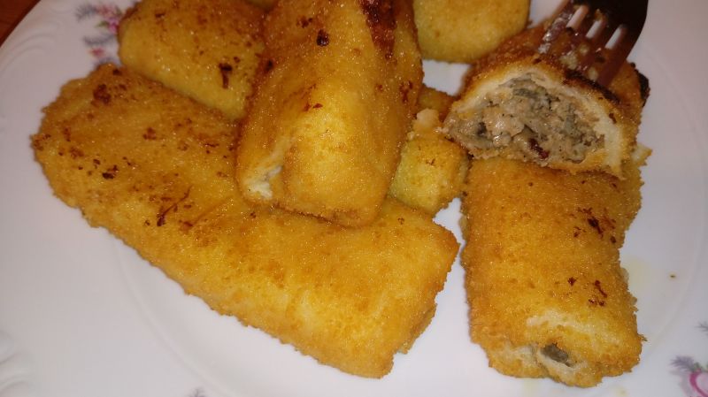 Krokiety z pieczarkami i mozzarellą Krokiety z pieczarkami i mozzarellą