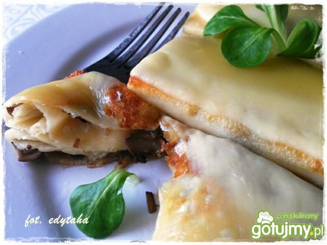 Krokiety z pieczarkami i żółtym serem   Krokiety z pieczarkami i żółtym serem