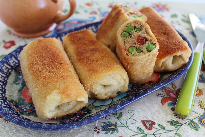 Krokiety z pieczonym kurczakiem i warzywami