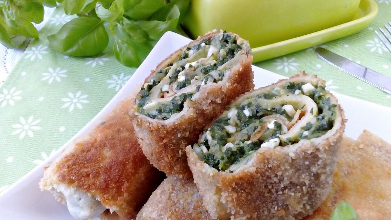 Krokiety ze szpinakiem, tartym jajkiem i s.wiejski