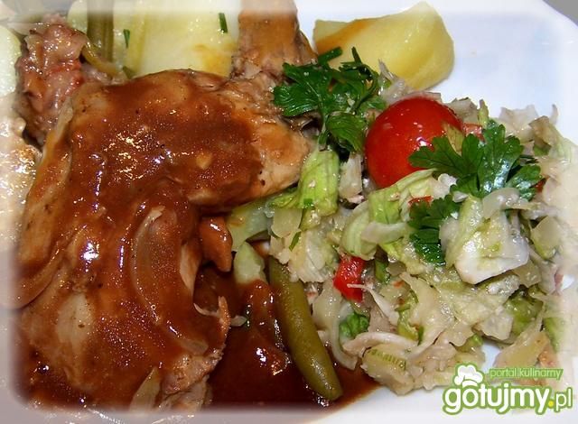 Królik w sosie czekoladowym. Królik w sosie czekoladowym.