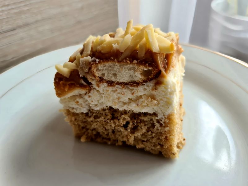 Krówka na biszkopcie Krówka na biszkopcie