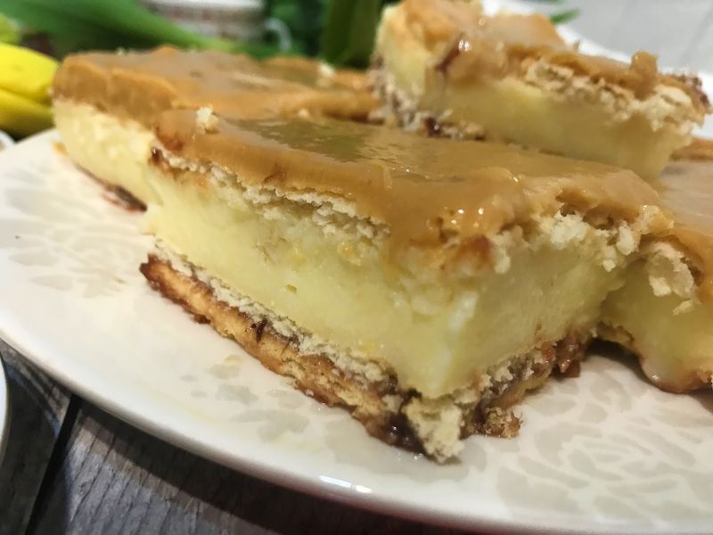 Krówkowy budyniowiec bez pieczenia