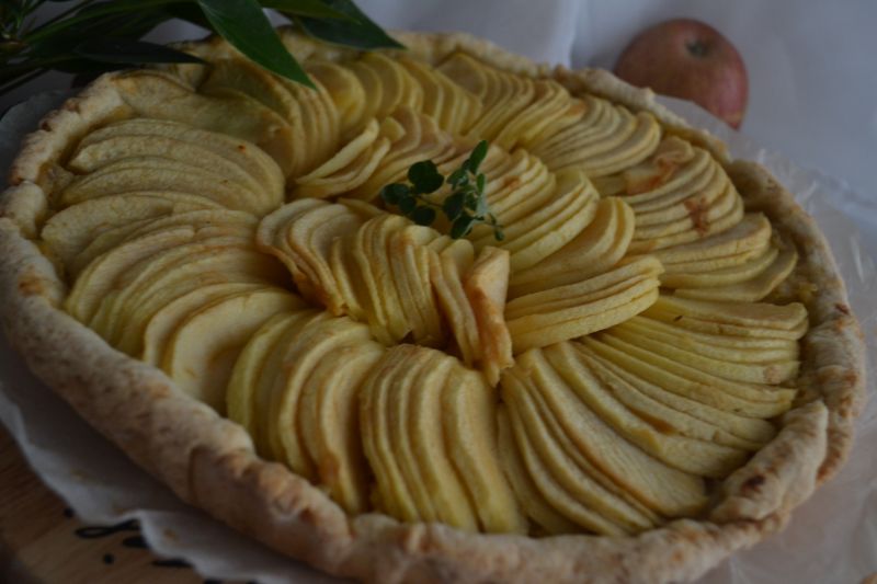 Krucha tarta z jabłkami Krucha tarta z jabłkami