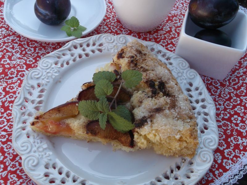 Krucha tarta ze śliwkami i nutką cynamonu Krucha tarta ze śliwkami i nutką cynamonu