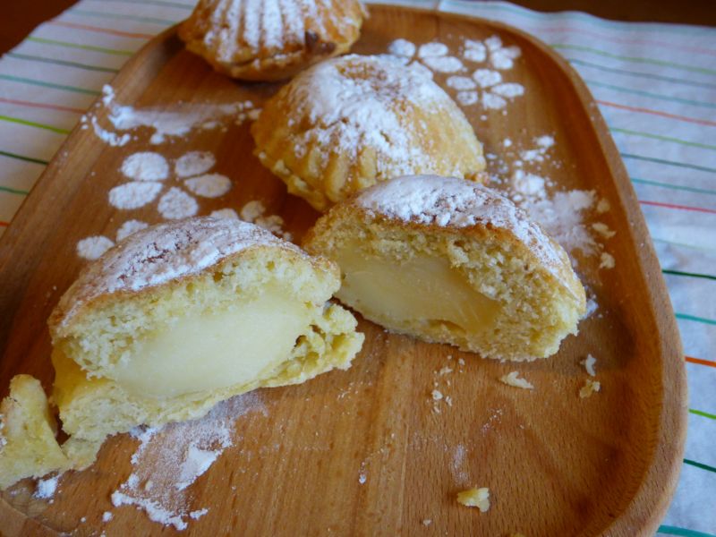 Kruche babeczki z budyniem