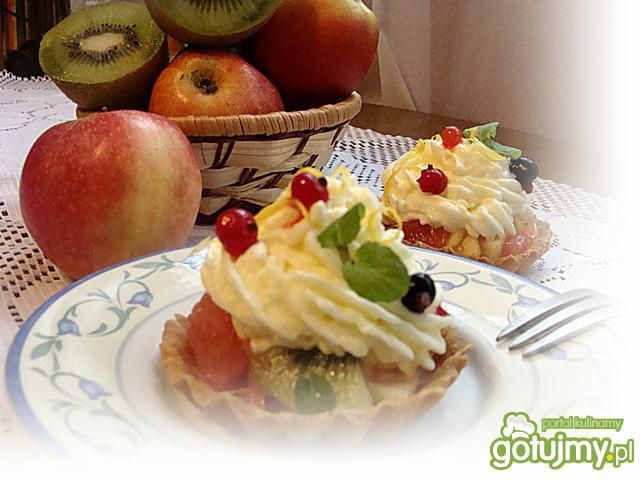 Kruche babeczki z cytrynową pianką 