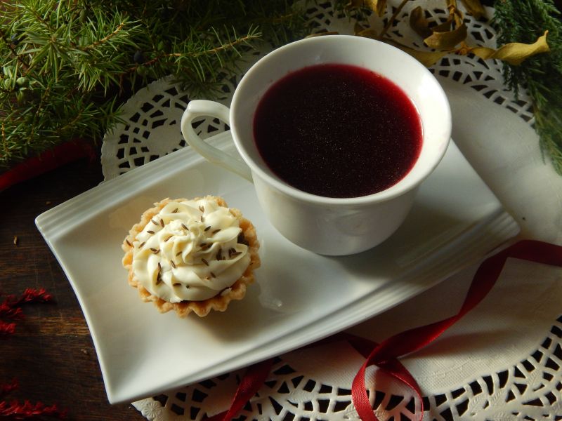 Kruche babeczki z pieczarkami Kruche babeczki z pieczarkami