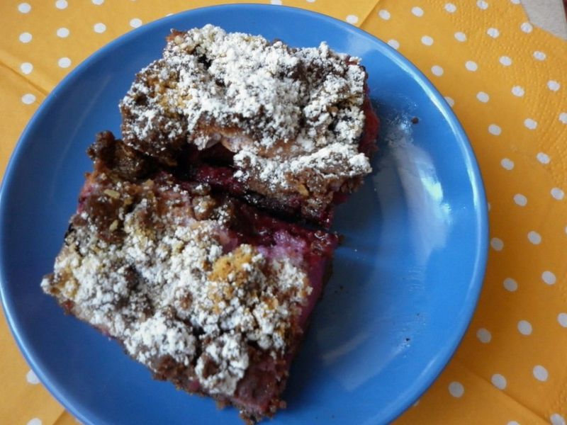 Kruche borówkowo-truskawkowe z migdałową mąką Kruche borówkowo-truskawkowe z migdałową mąką