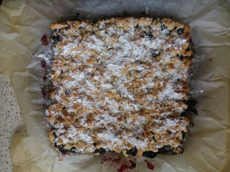 Kruche ciacho z wiśniami