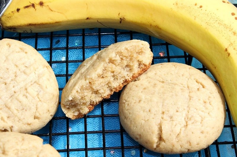 Kruche ciasteczka bananowo-orzechowe  Kruche ciasteczka bananowo-orzechowe