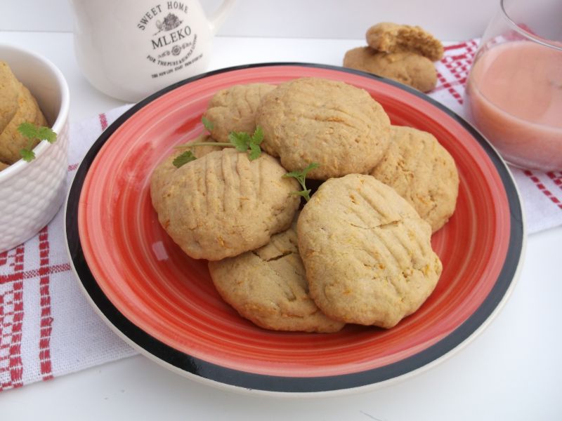 Kruche ciasteczka marchewkowe Kruche ciasteczka marchewkowe