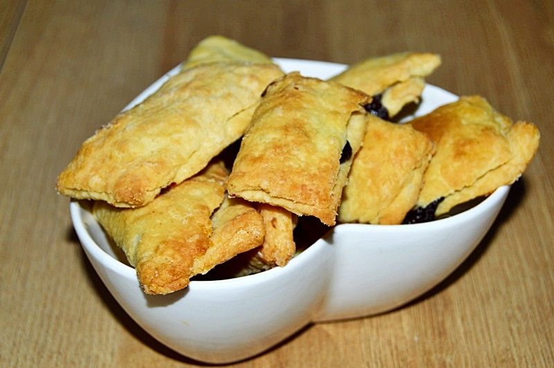 Kruche ciasteczka nadziane śliwkową nutellą