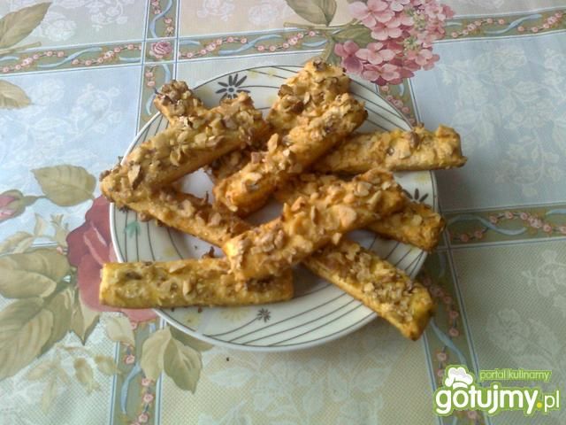 Kruche ciasteczka w orzechowej panierce