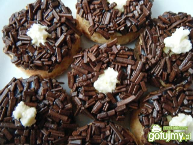 Kruche ciasteczka z czekoladową posypką
