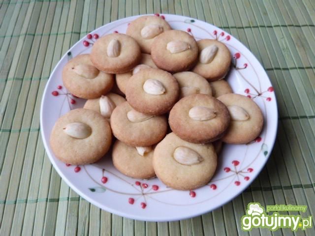 Kruche ciasteczka z migdałami 2 Kruche ciasteczka z migdałami 2