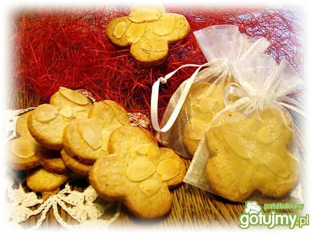 Kruche ciasteczka z migdałami