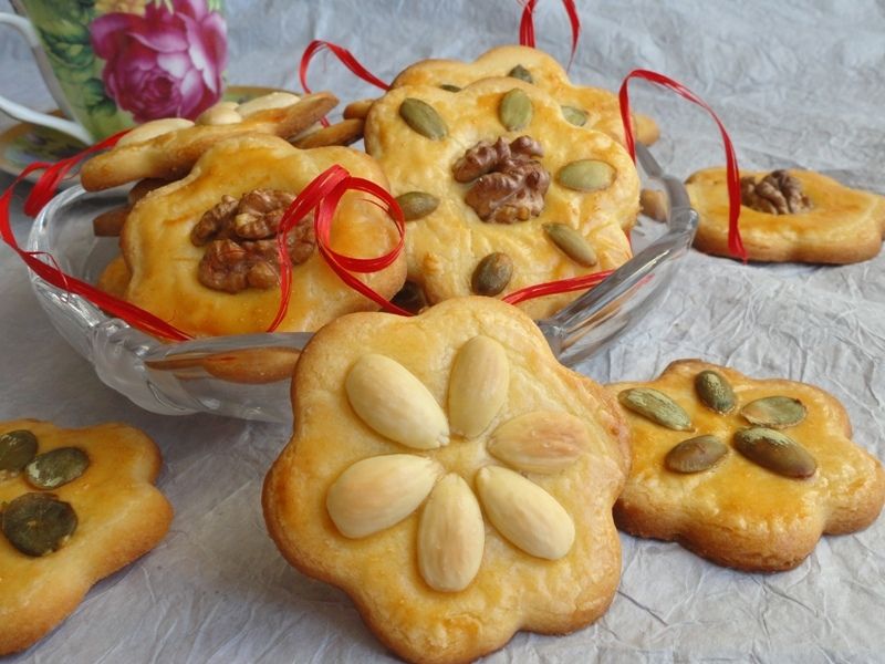 Kruche ciasteczka z orzechami i migdałami