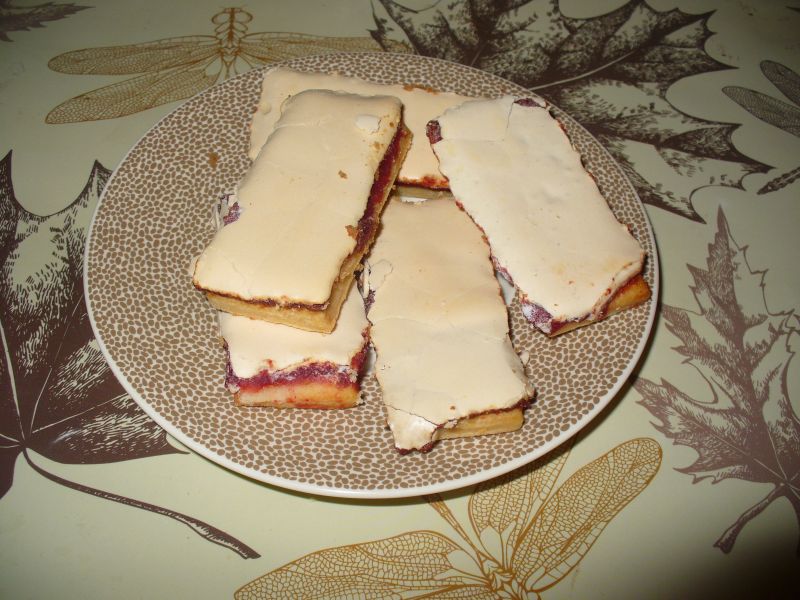 Kruche ciastka z dżemem