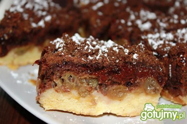 Kruche ciasto z agrestem i powidłami 