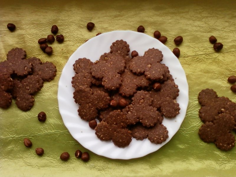 Kruche kakaowo orzechowe ciasteczka  Kruche kakaowo orzechowe ciasteczka