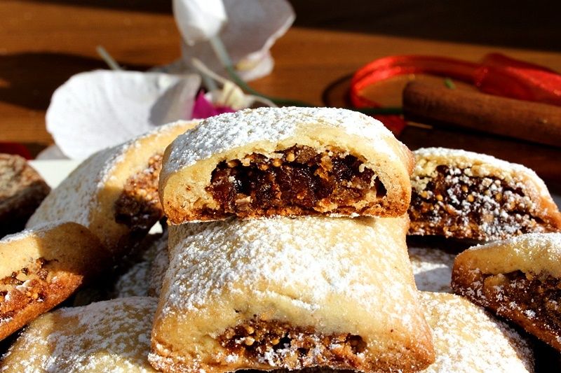 Kruche mini strudelki z suszonymi figami 