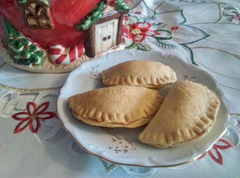 Kruche pierożki z suszonymi grzybami