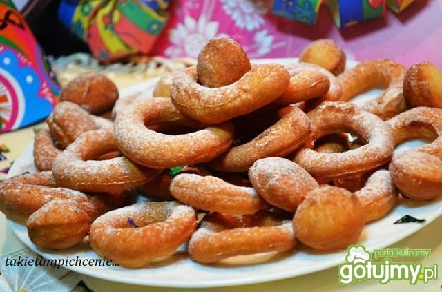 Kruche truskawkowe oponki